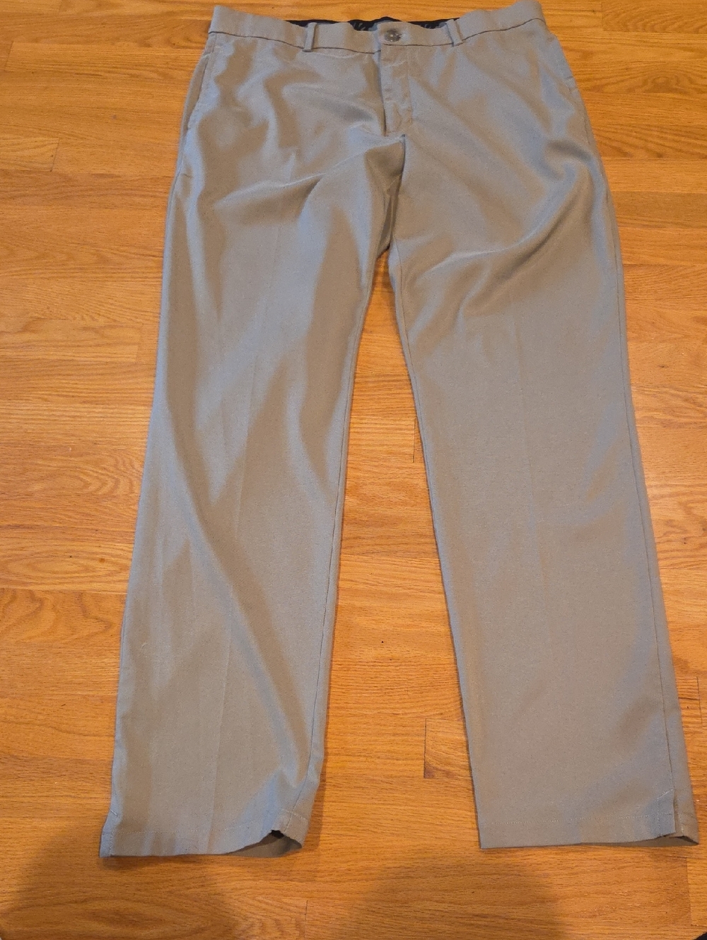 Nike Men's Dress Pants in DRI FIT Khaki.